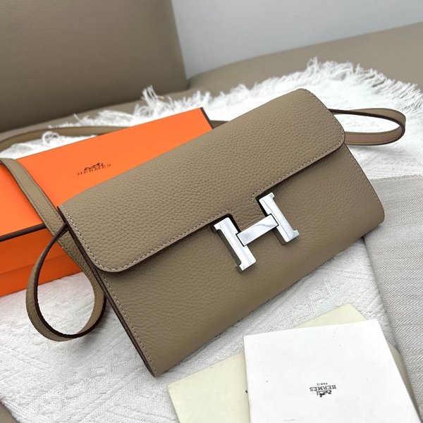 エルメス バッグ 激安背面デザイン